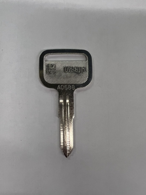 заготовка для ключа ISU-13R Silca (0333/1)