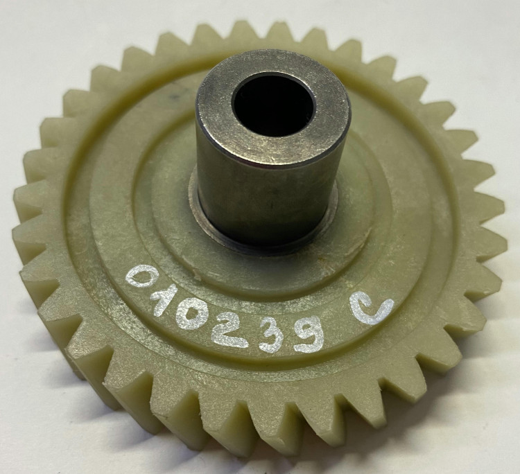 Шестерня для эл.пилы Хоумлайт,Альпина d-10/D-74-33z левая накладка 010239(C)