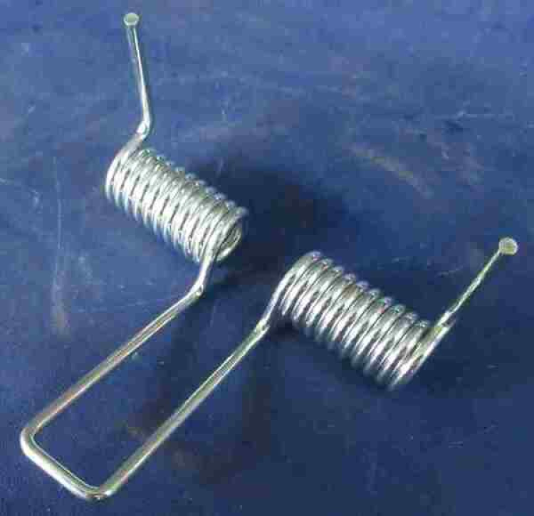 Пружина крышки травосборника LM4622,4627,5131,5346E, Champion