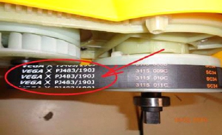 Ремень привода ножа EM3813,3815,4217 PJ483/190