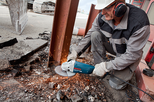 Угловая шлифмашина BOSCH GWS 24-230 JH