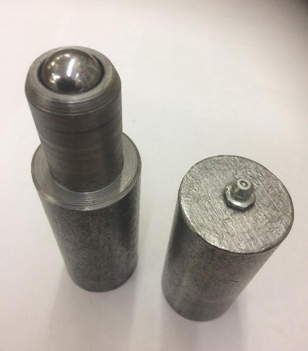 Шарнир гаражный с масленкой d 20*120 г.Ковров (50)