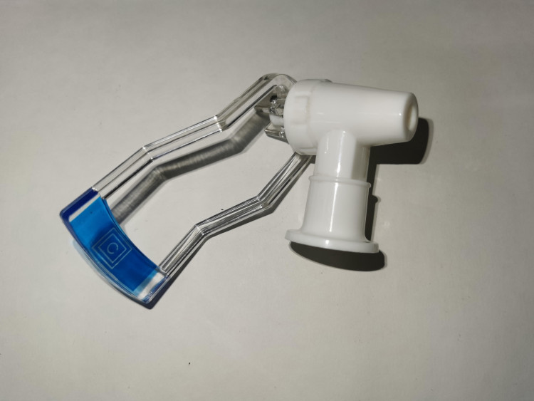 Кран-кружка Кулера внутренняя резьба (синий) KL007-1